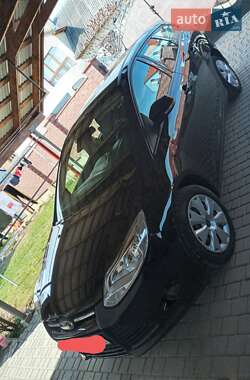 Ford Focus  2012