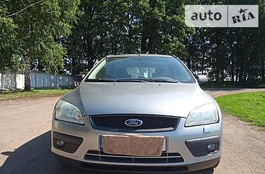 Ford Focus  2005