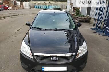 Ford Focus  2010