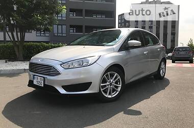 Ford Focus  2015