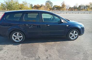 Ford Focus  2005