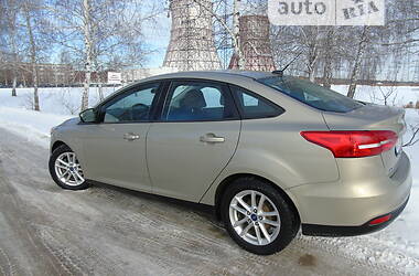 Ford Focus SE 2015