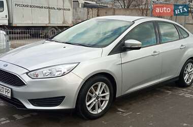 Ford Focus SE  2015