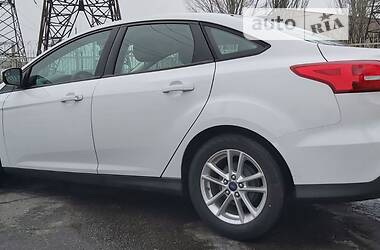 Ford Focus SE 2016