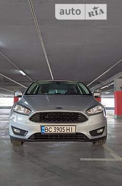 Ford Focus  2014