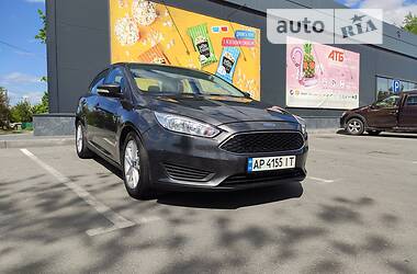 Ford Focus SE  2016