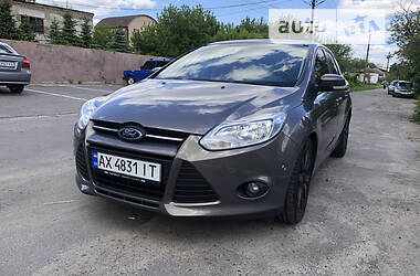 Ford Focus  2011