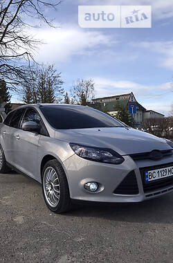 Ford Focus  2011