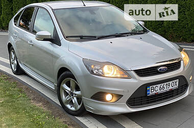 Ford Focus  2010