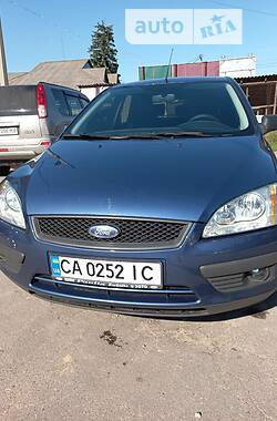 Ford Focus  2005