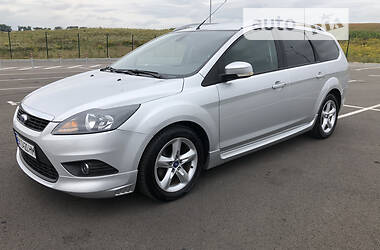 Ford Focus  2010