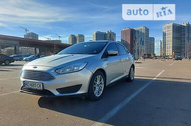 Ford Focus  2015