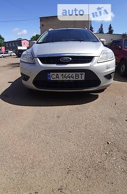 Ford Focus  2010