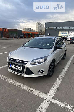 Ford Focus  2012