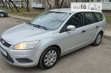 Ford Focus  2010