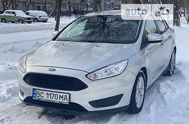 Ford Focus  2015