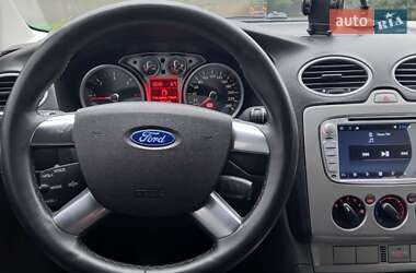 Ford Focus  2008