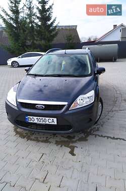 Ford Focus  2010