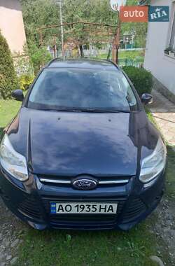 Ford Focus  2012