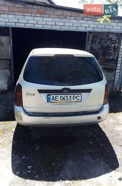 Ford Focus  2000