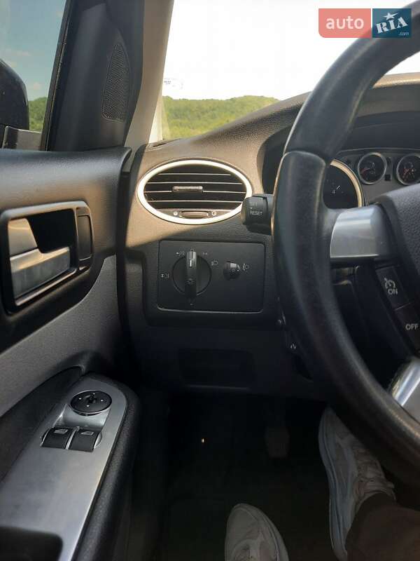 Універсал Ford Focus 2010 в Львові