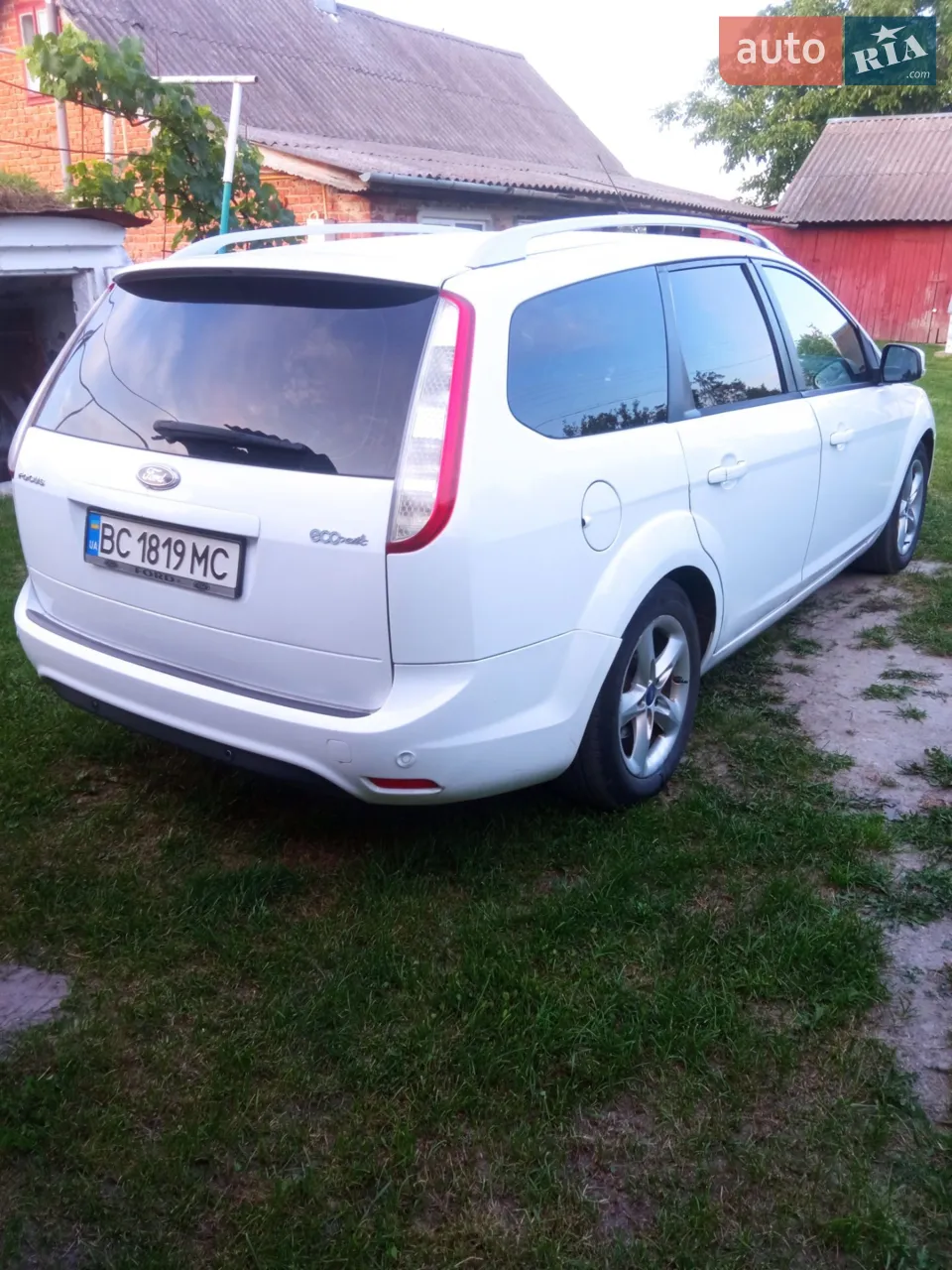 2010 Ford Focus - мініатюра 4