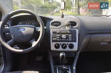 Ford Focus  2005