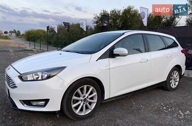 Ford Focus  2015