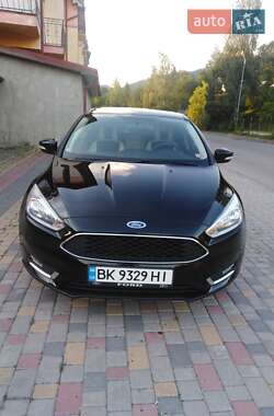 Ford Focus  2017