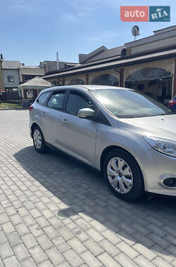 Ford Focus  2011