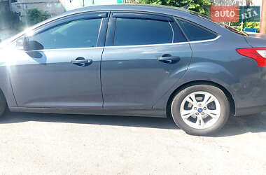 Ford Focus  2013