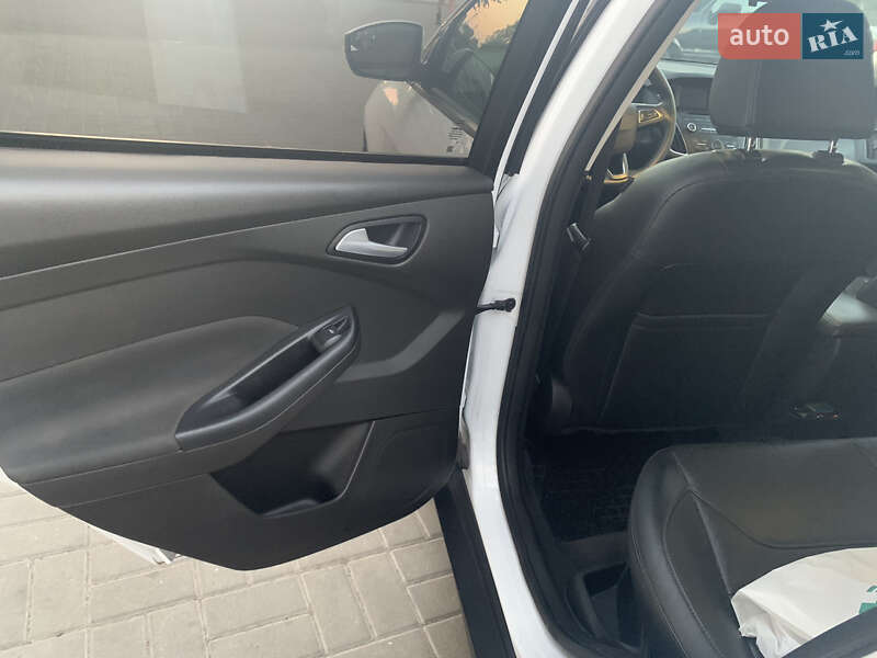 Хетчбек Ford Focus 2016 в Черкасах фото 11 Хетчбек Ford Focus 2016 в Черкасах