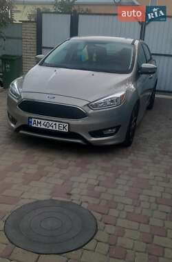 Ford Focus  2015