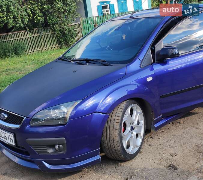 Хетчбек Ford Focus 2006 в Дрогобичі