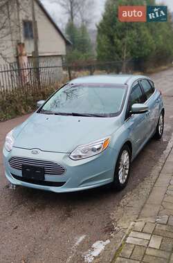 Ford Focus  2012