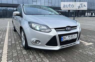 Ford Focus  2011