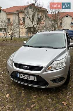 Ford Focus  2010