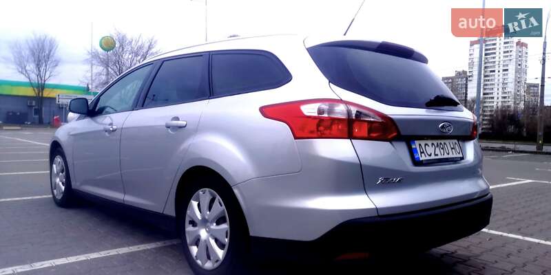 Універсал Ford Focus 2011 в Ромнах фото 4 Універсал Ford Focus 2011 в Ромнах
