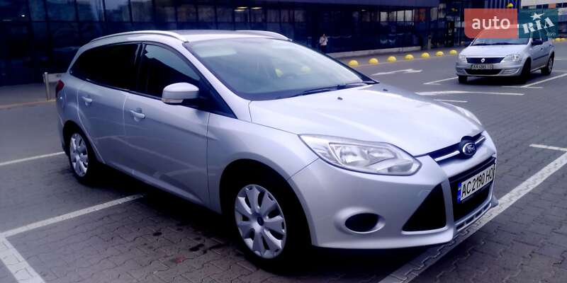 Універсал Ford Focus 2011 в Ромнах фото 9 Універсал Ford Focus 2011 в Ромнах