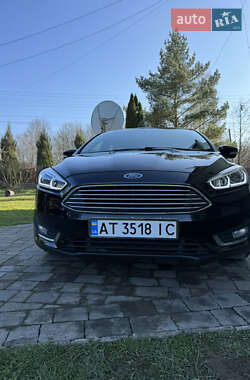 Ford Focus  2015