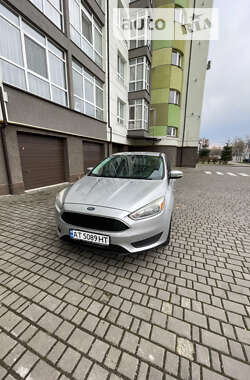 Ford Focus  2015