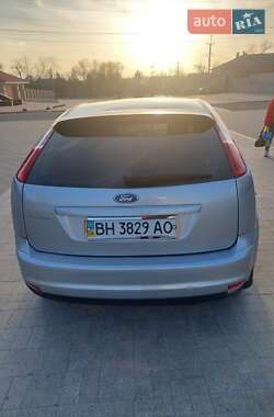 Ford Focus  2007