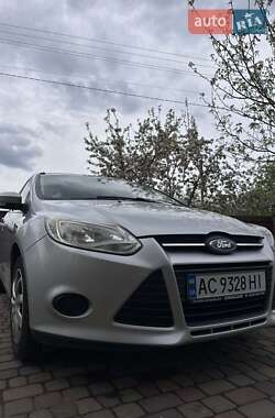 Ford Focus  2012