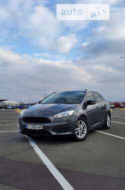 Ford Focus  2015