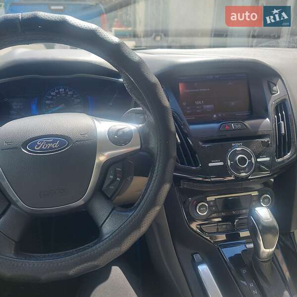 Хэтчбек Ford Focus 2012 в Запорожье фото 5 Хэтчбек Ford Focus 2012 в Запорожье