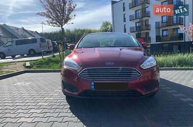 Ford Focus  2015