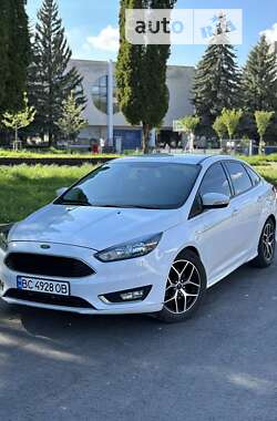 Ford Focus  2015