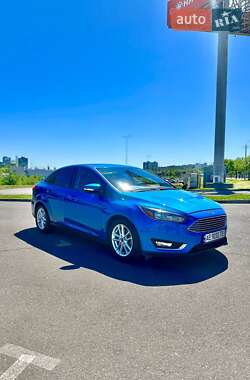 Ford Focus  2015