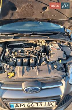 Ford Focus  2011
