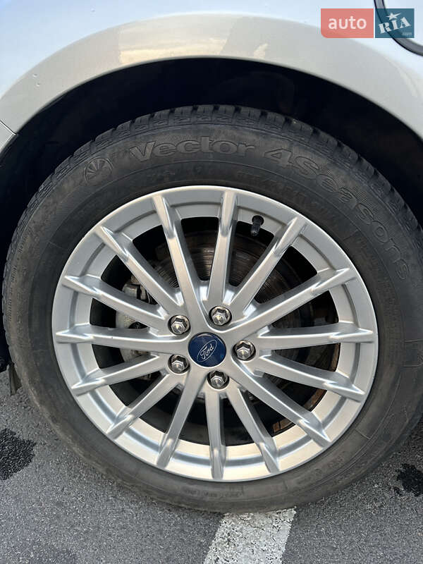 Хэтчбек Ford Focus 2012 в Львове фото 15 Хэтчбек Ford Focus 2012 в Львове